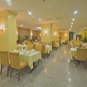 4* Hotel Grand Medya